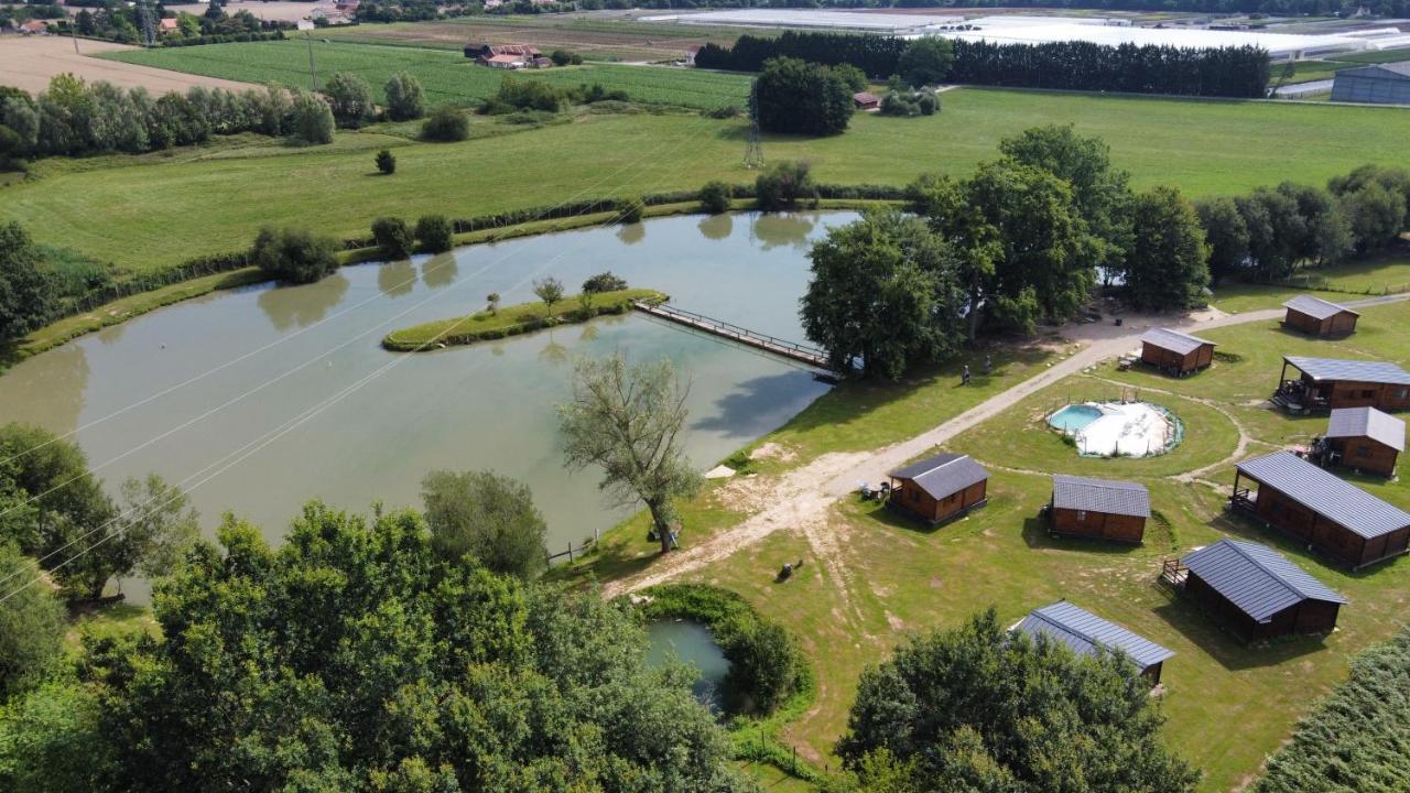 Studio Domaine Du Vieux Chene Bergerac Bagian luar foto
